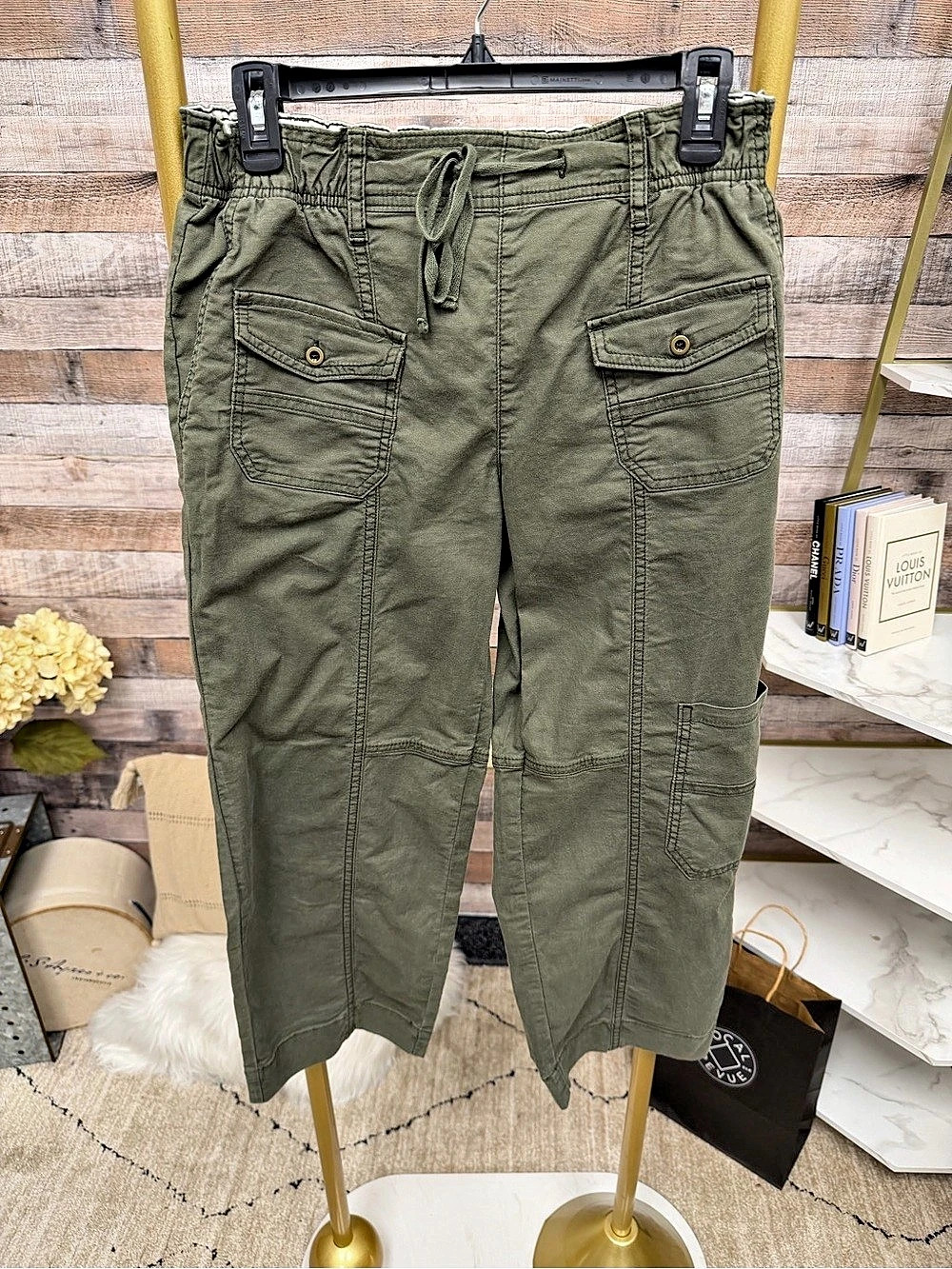 Pilcro Olive Crop Cargo Pants Size XS